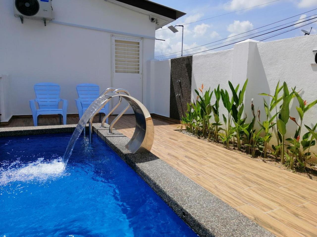 Casa261 Homestay Pd ポートディクソン エクステリア 写真