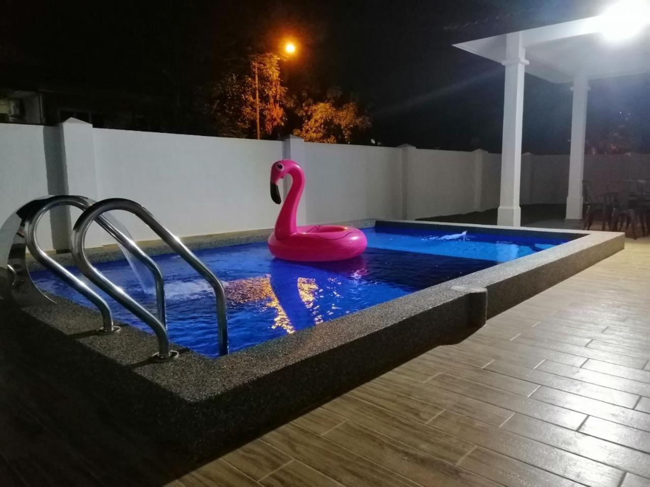 Casa261 Homestay Pd ポートディクソン エクステリア 写真